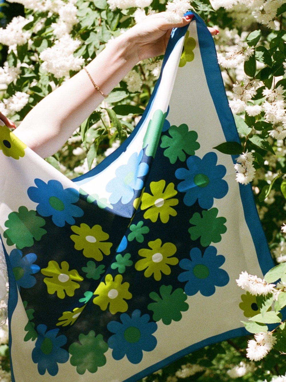 Vintage 1960s Blue and Green Daisy Print Scarf